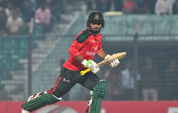 towhid hridoy looking batting 27 11 2025
