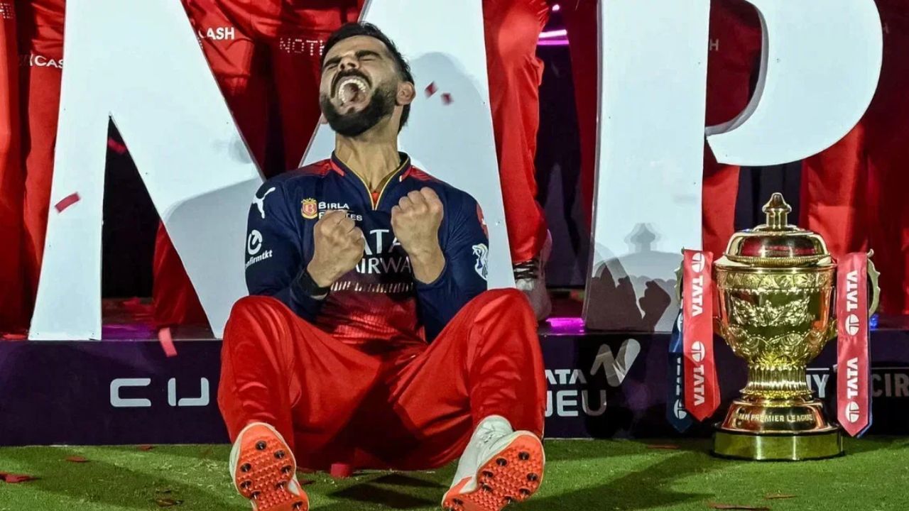 1778213766185 Virat Kohli with the IPL trophy