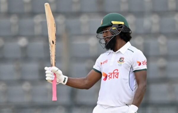 jaker raising bat 26 04 2025